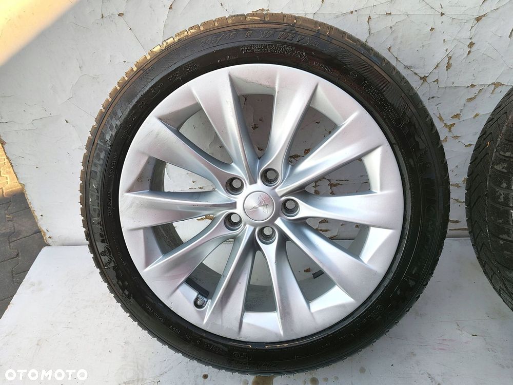 KOŁA 4 SZTUKI KOMPLET 5X120 ET40 8X19 1059337-00-B TESLA MODEL S - 2