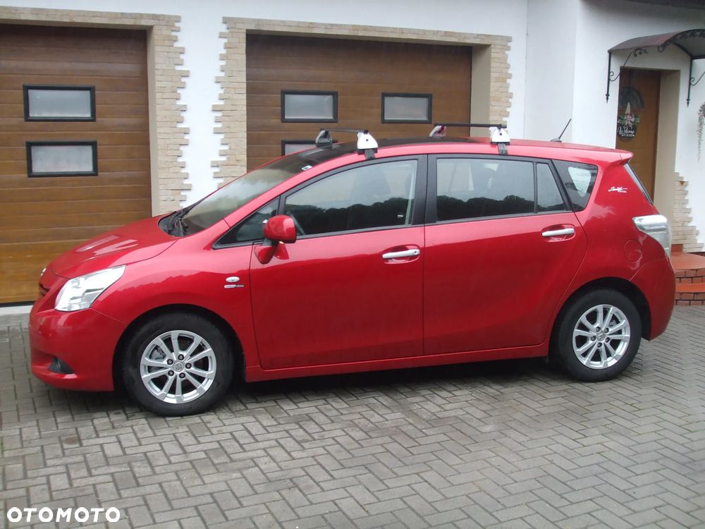 Toyota Corolla Verso - 10