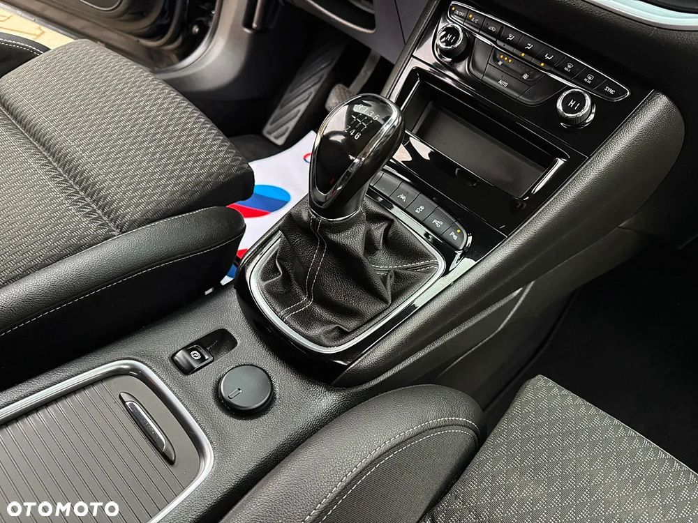 Opel Astra 1.4 Turbo Start/Stop Innovation - 21