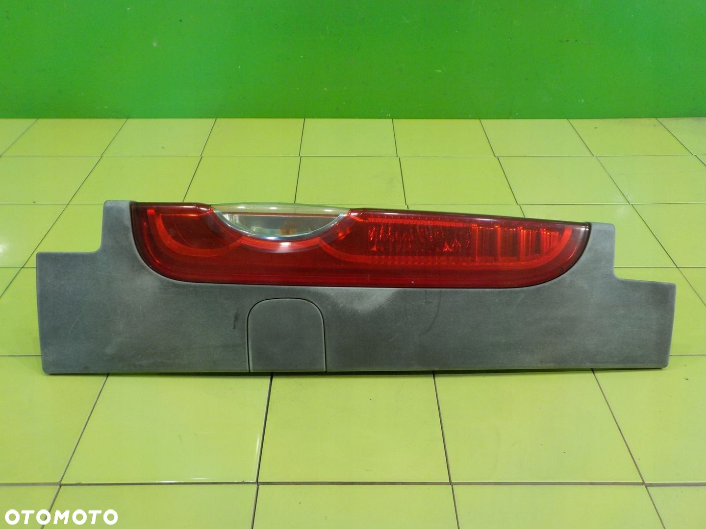 OPEL VIVARO A I LIFT 2.0 CDTI 09r VAN lampa prawa tyl - 2