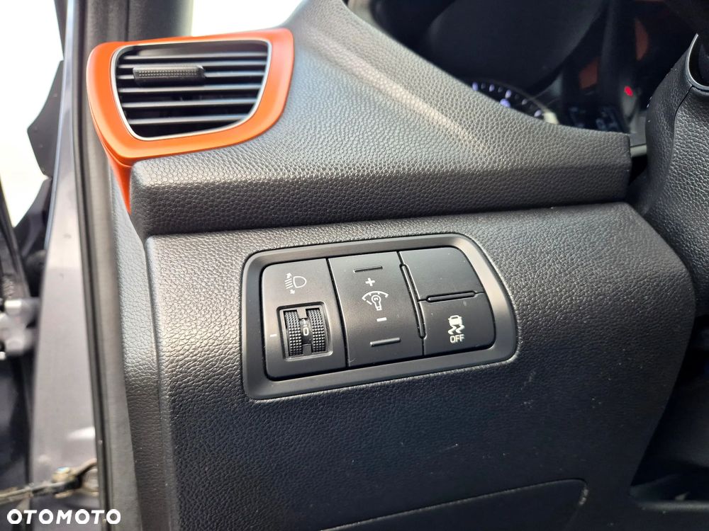 Hyundai i20 1.2 Intro Edition - 28