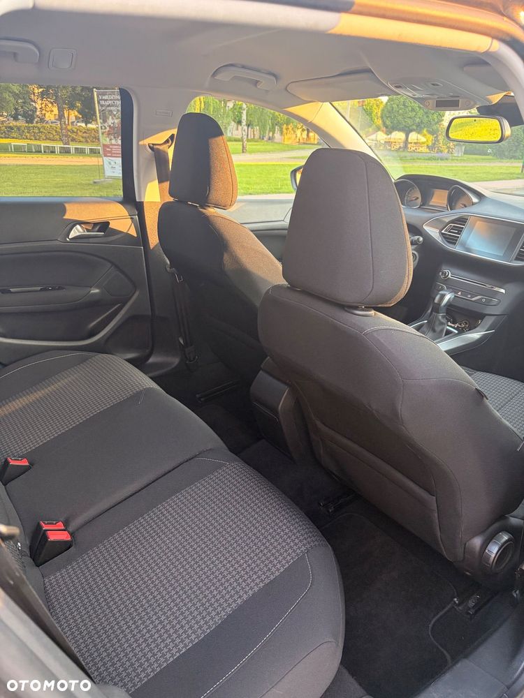 Peugeot 308 1.5 BlueHDi Active S&S EAT6 - 12