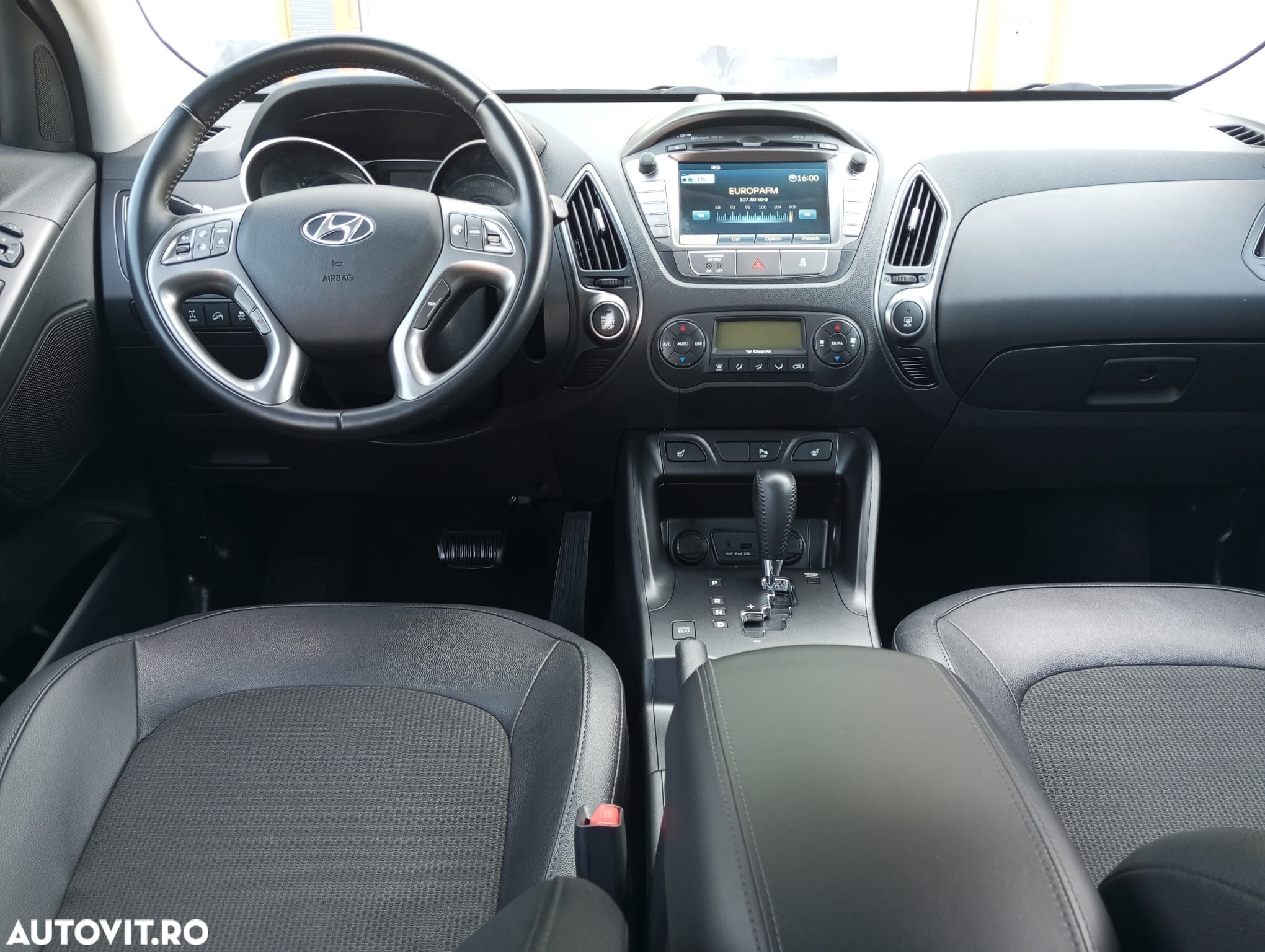 Hyundai ix35 2.0 CRDI 4WD Automatik Style - 16