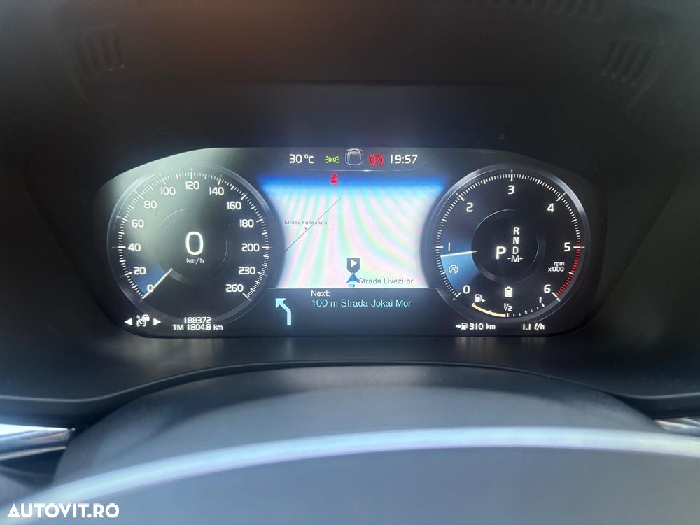 Volvo XC 60 B4 D AWD Geartronic RDesign - 13