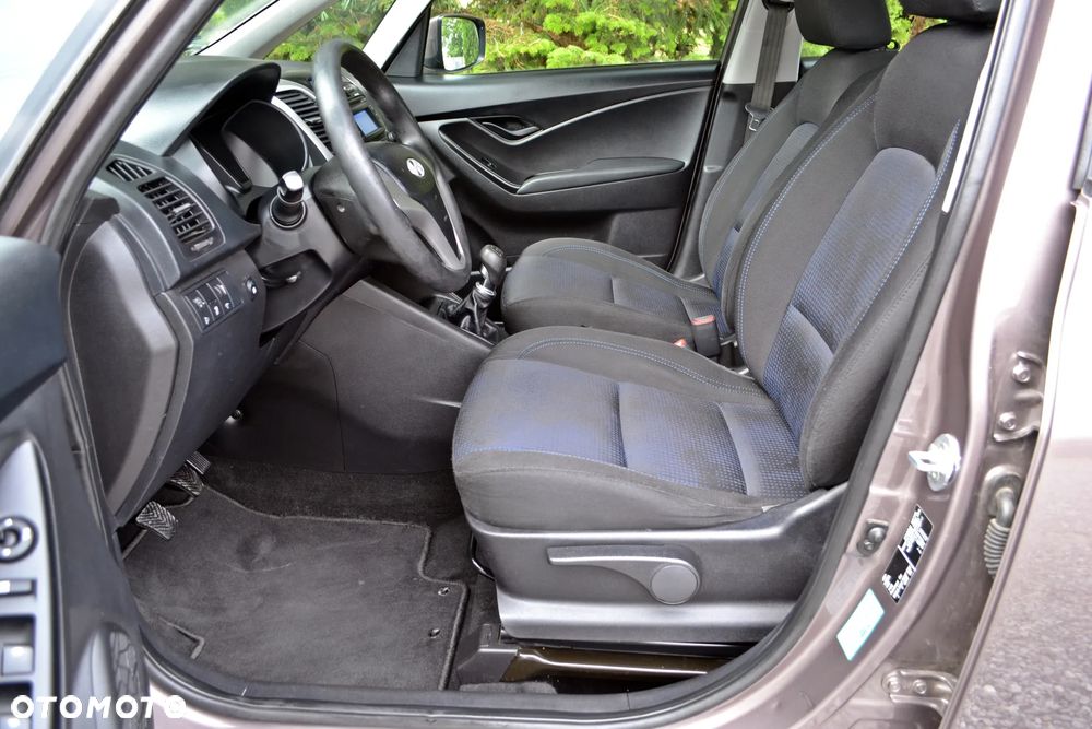 Hyundai ix20 - 18