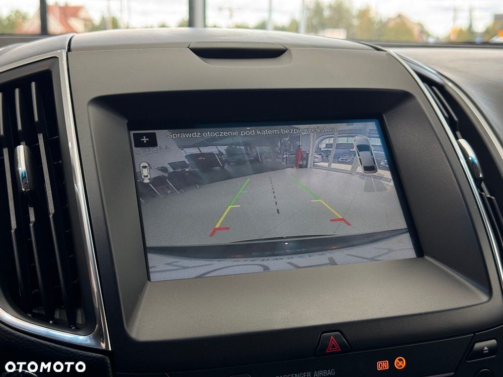 Ford Edge - 32