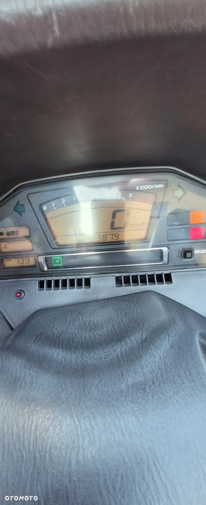 Suzuki Burgman - 9