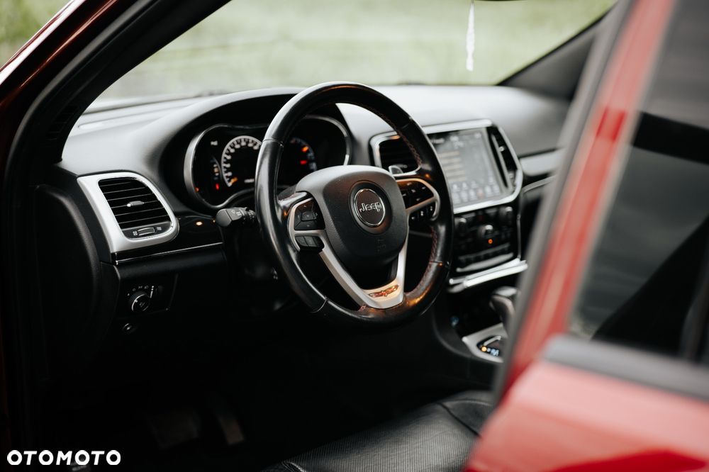 Jeep Grand Cherokee - 10
