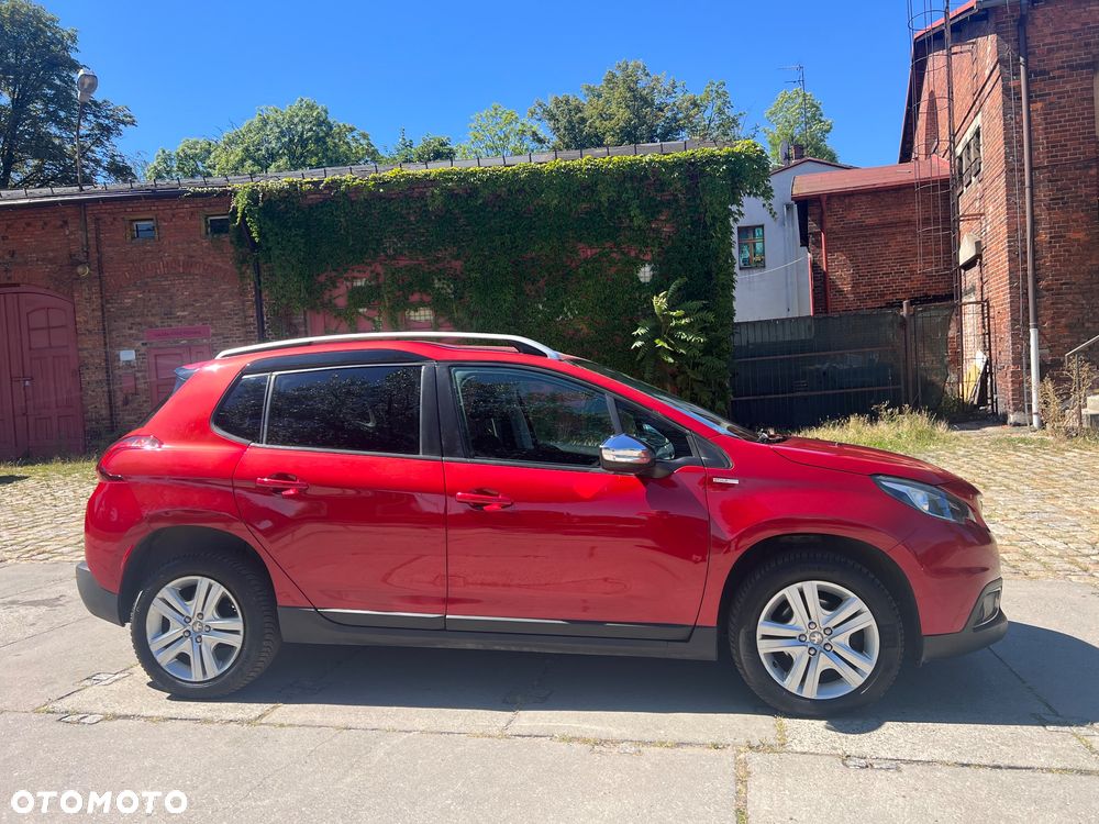 Peugeot 2008 1.2 Pure Tech Style S&S EAT6 - 3