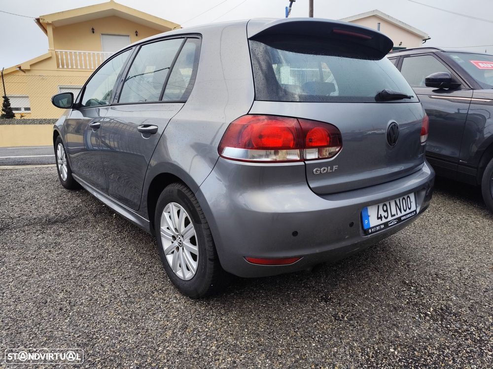 VW Golf 1.6 TDi Trendline BlueMotion - 7