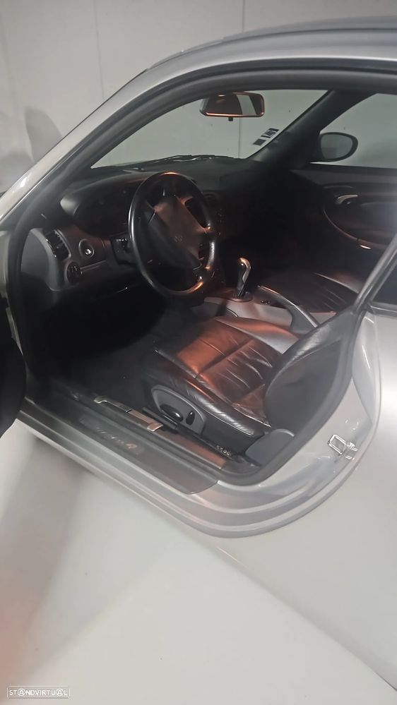 Porsche 911 Série F - 4