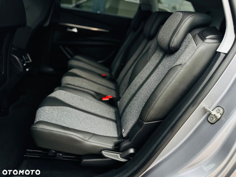Peugeot 5008 BlueHDI 130 EAT8 Allure Business-Paket - 25