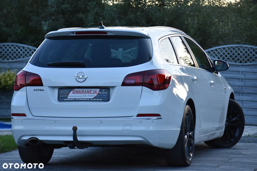 Opel Astra 1.4 Turbo Edition - 17