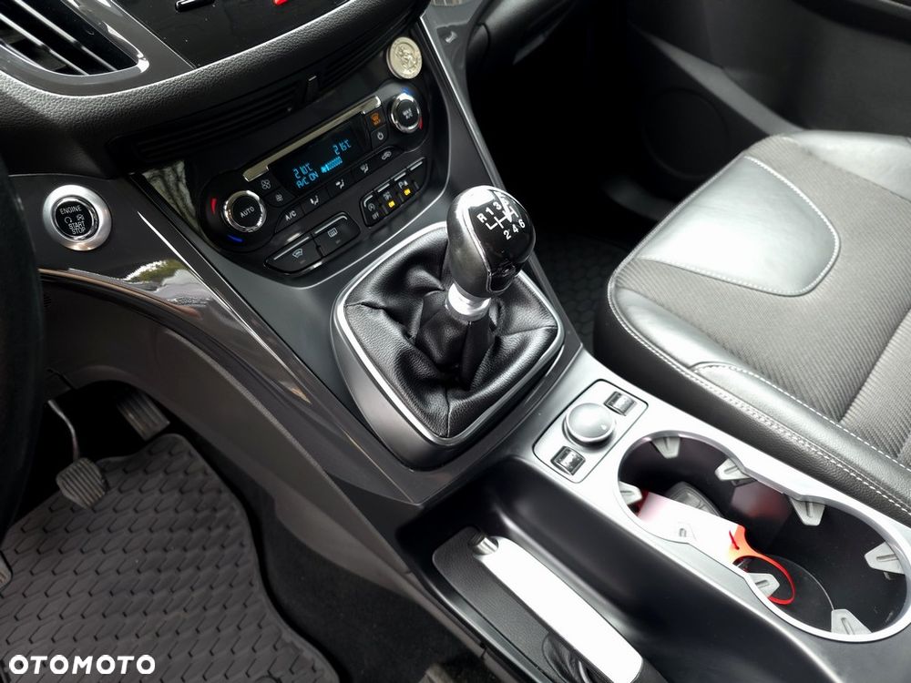 Ford Kuga 2.0 TDCi FWD Titanium - 19