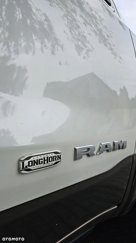 Dodge RAM 1500 5.7 4x4 - 20