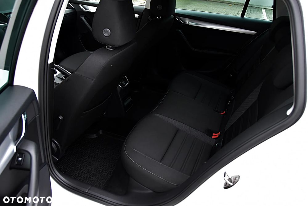 Skoda Octavia 1.6 TDI Ambition - 22