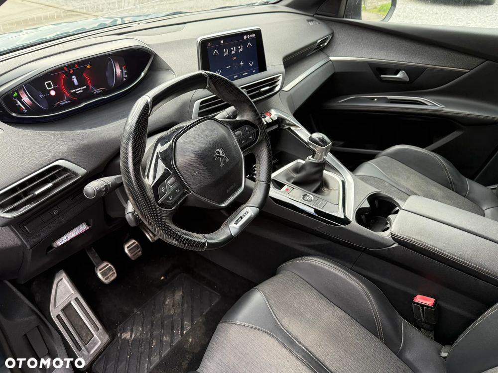 Peugeot 5008 - 15