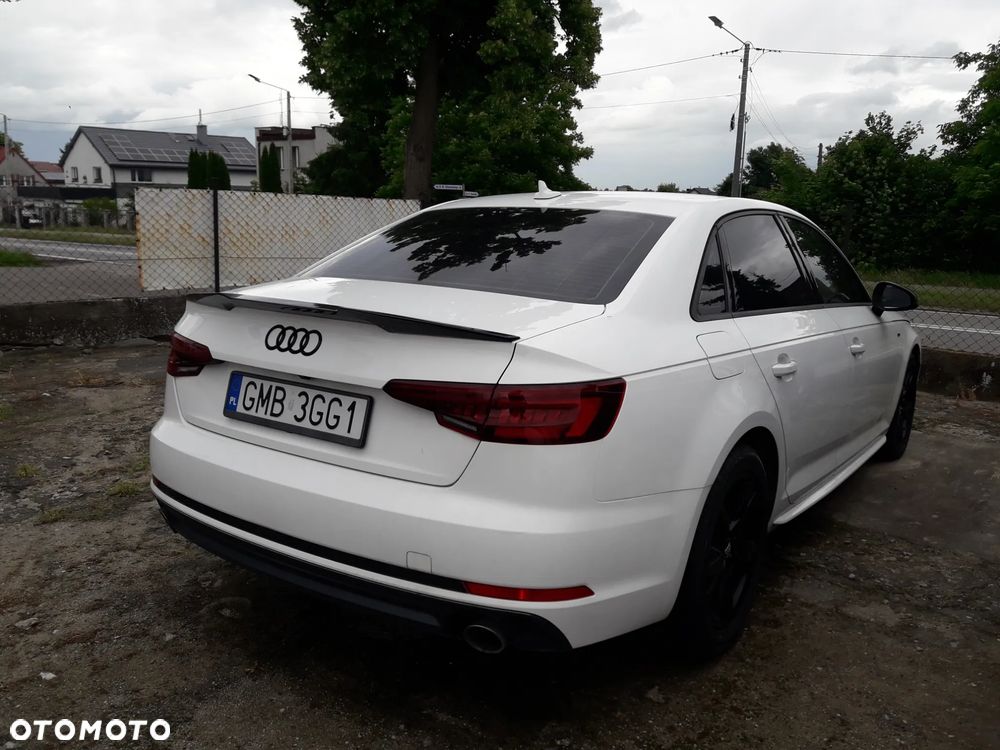 Audi A4 Limousine 2.0 TFSI ultra S tronic design - 3