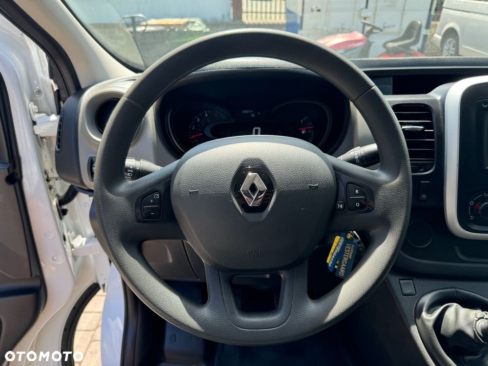 Renault Trafic - 24