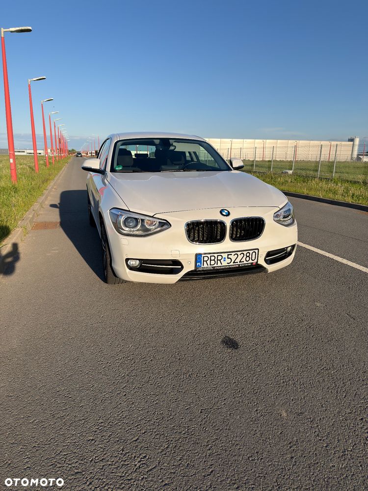BMW Seria 1 116i Sport Line - 1
