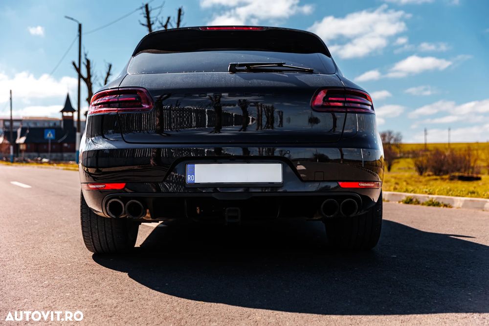 Porsche Macan - 11