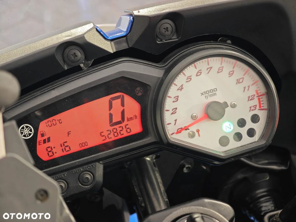 Yamaha FZ8 - 7