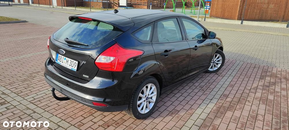 Ford Focus - 8