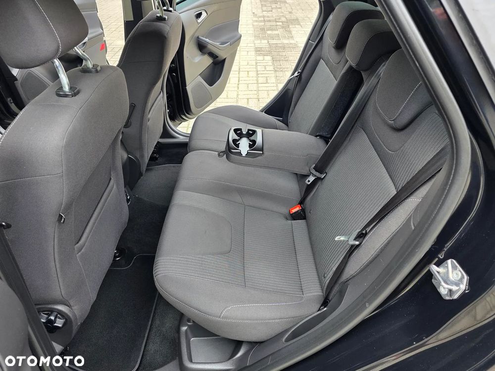 Ford Focus 2.0 TDCi Titanium - 27