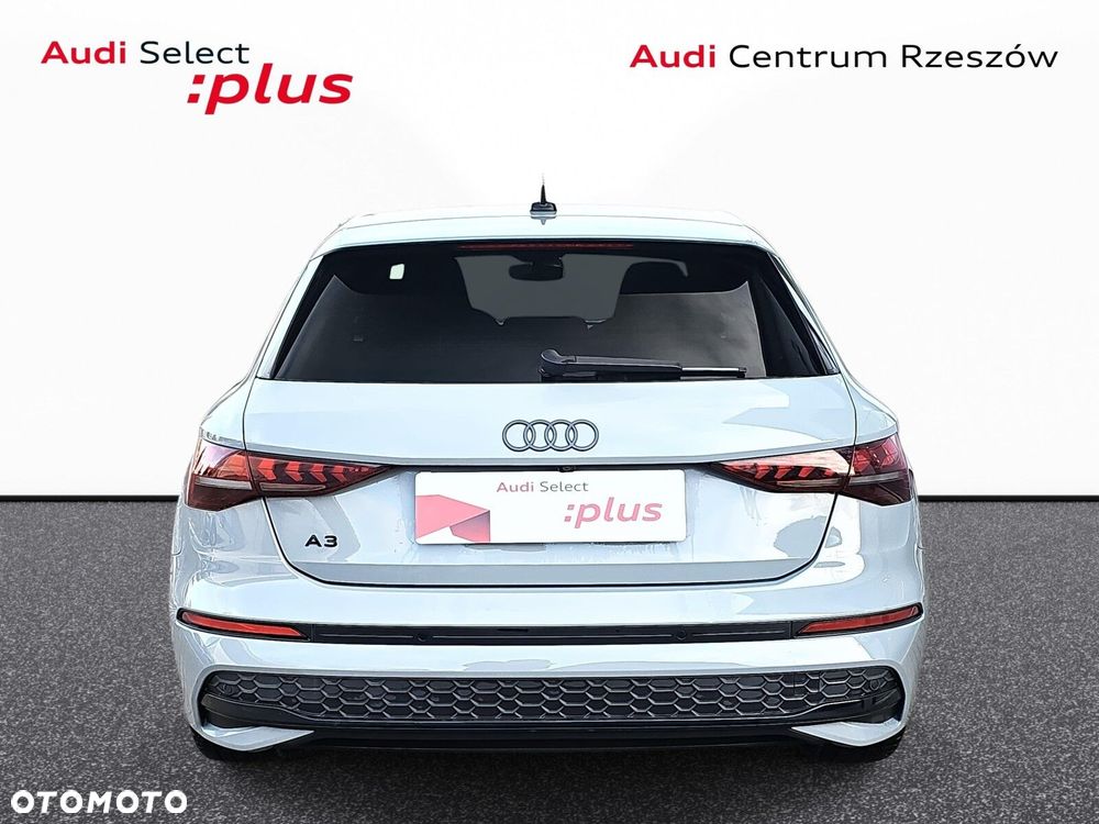 Audi A3 Sportback - 6