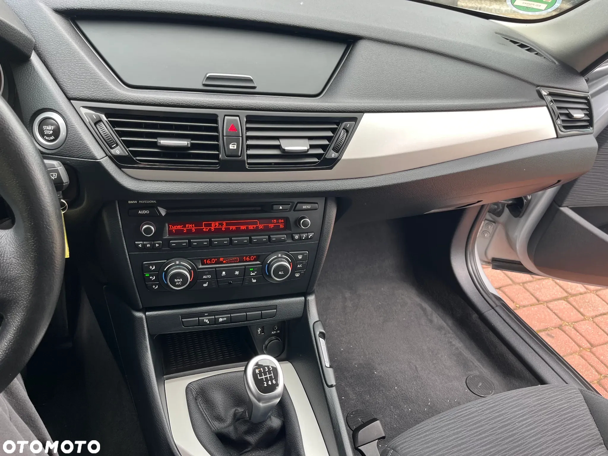 BMW X1 sDrive18i - 12