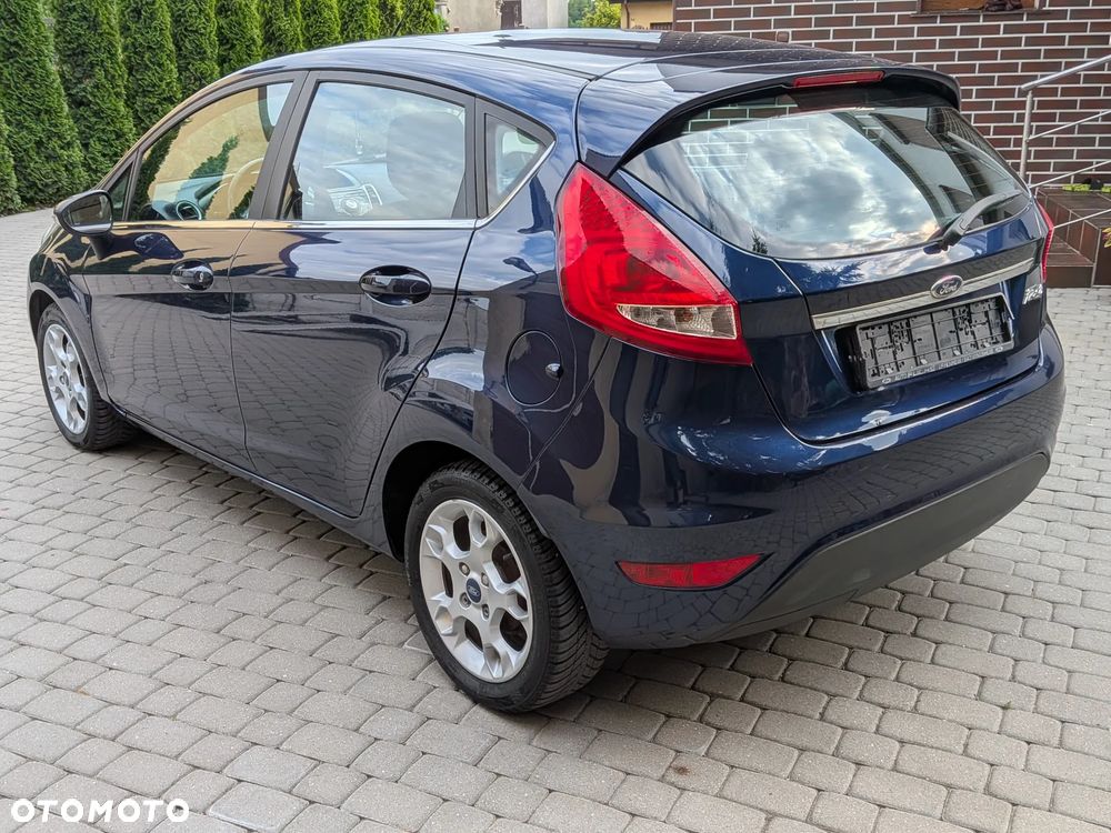 Ford Fiesta 1.25 Titanium EU5 - 4