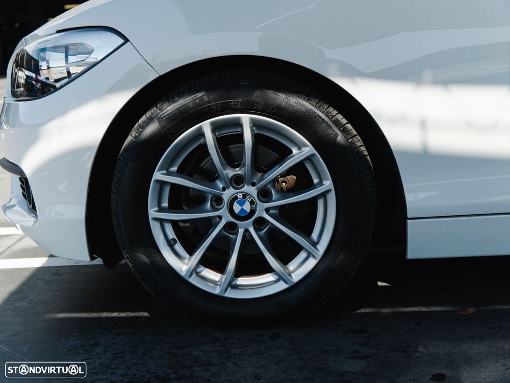 BMW 116 d EDynamics Line Sport - 8