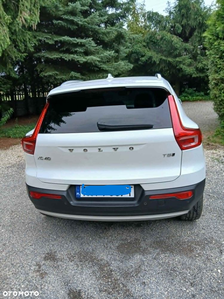 Volvo XC 40 T5 AWD Momentum - 9