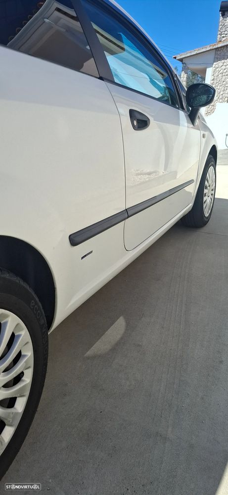 Fiat Grande Punto 1.3 M-Jet Active - 11