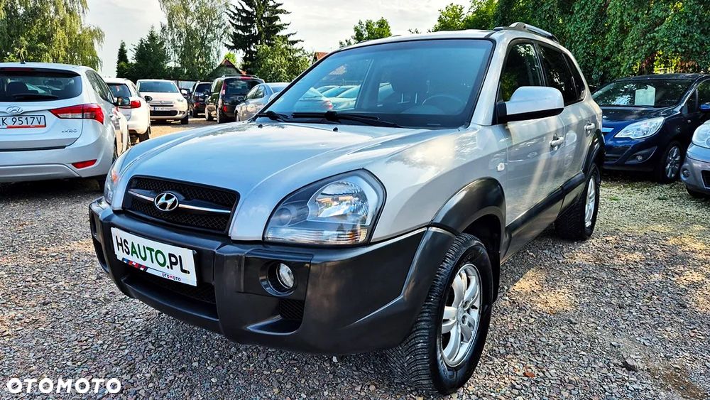 Hyundai Tucson 2.0 Comfort 2WD - 27