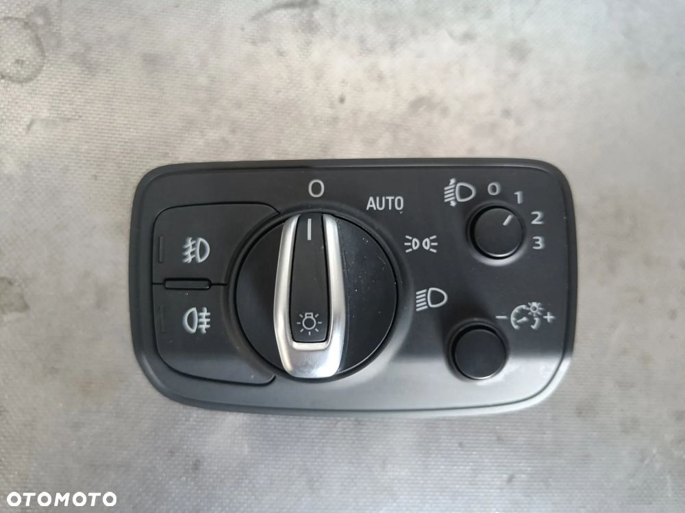 Panel przełącznik świateł Audi A3 8V 8V0941531Q - 1