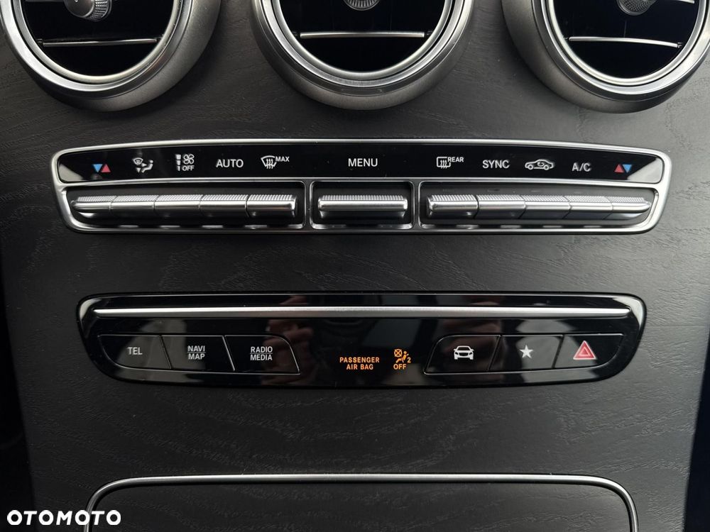 Mercedes-Benz GLC - 17