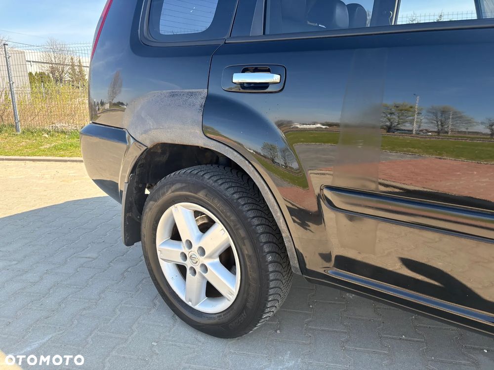 Nissan X-Trail 2.2 dCi 4x4 Comfort - 15