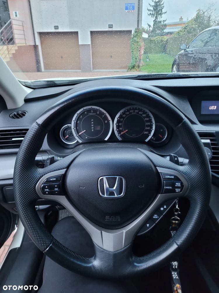 Honda Accord - 16