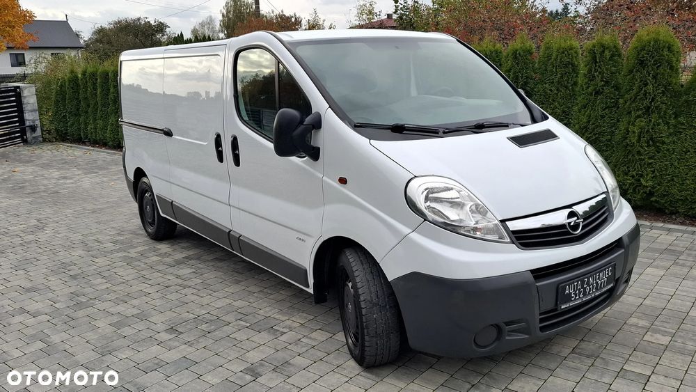 Opel VIVARO - 9