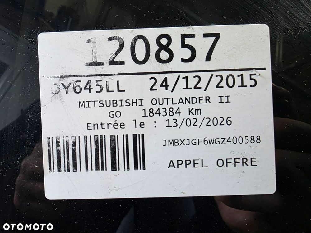 Mitsubishi Outlander - 29