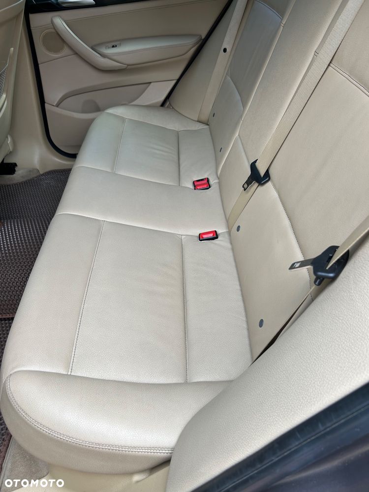 BMW X3 xDrive20d - 10