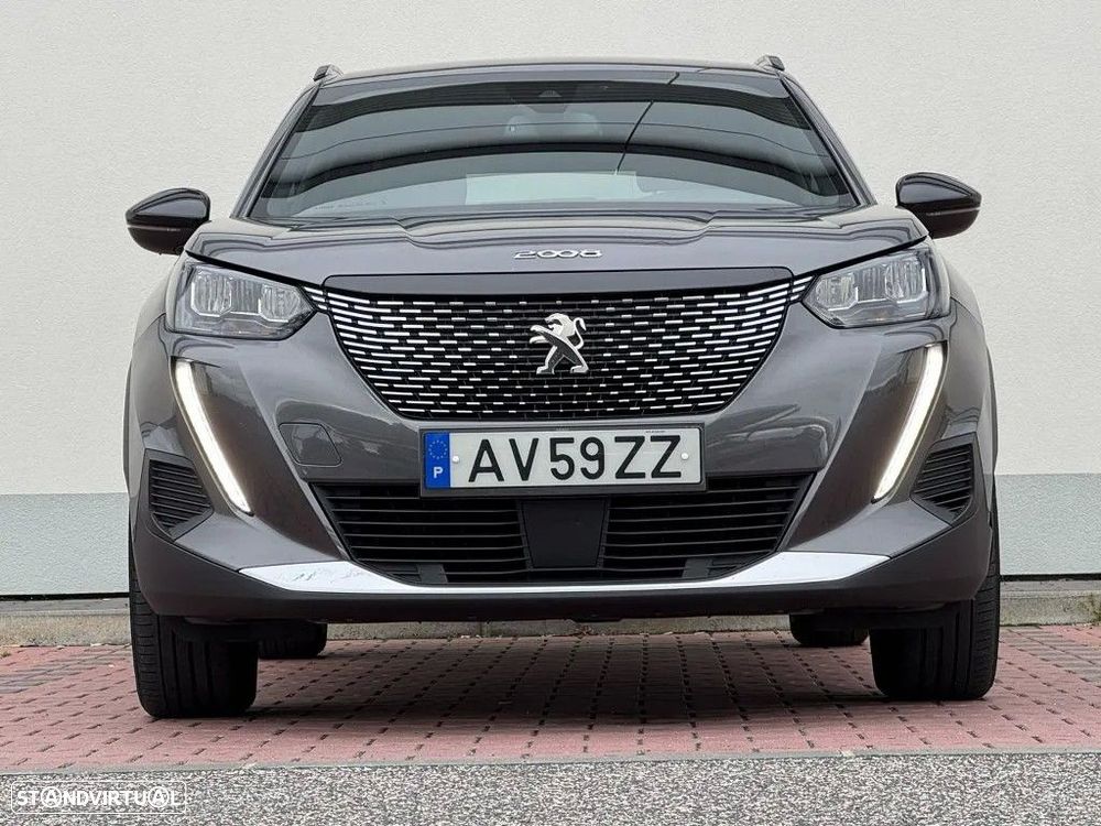 Peugeot 2008 1.5 BlueHDi Allure EAT8 - 42