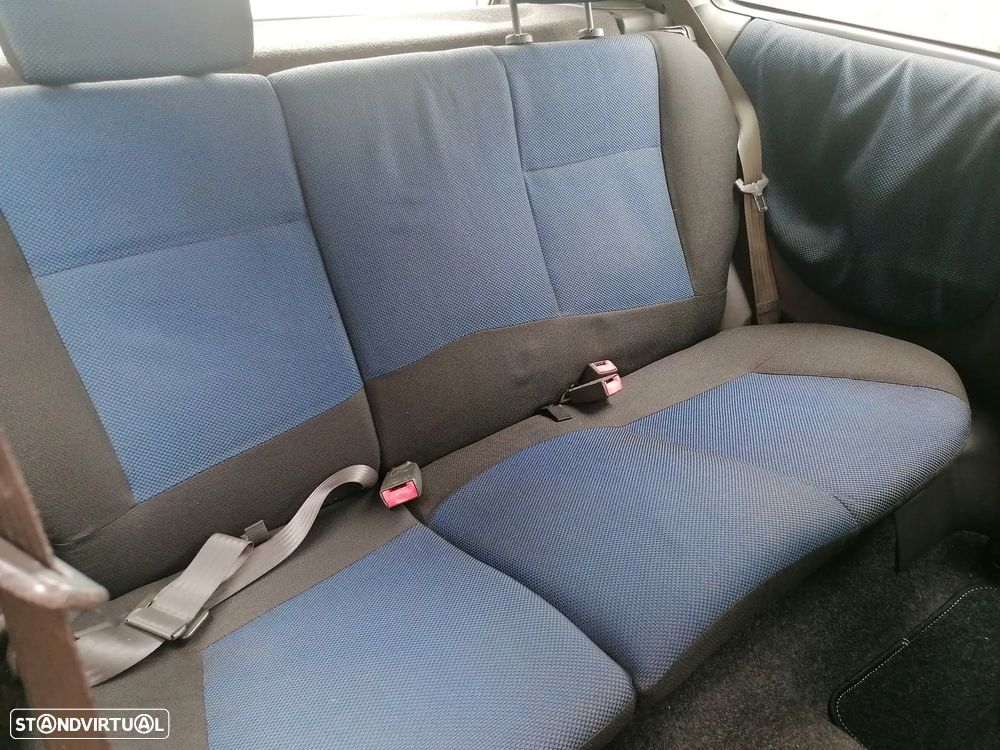 Fiat Punto 1.2 16V 80 Sport - 5