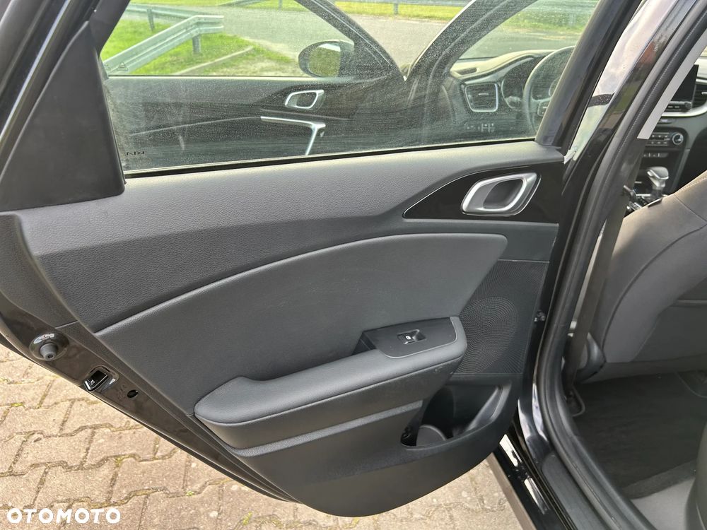 Kia Ceed - 19