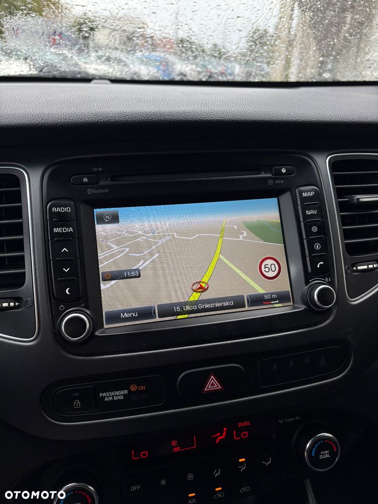 Kia Carens 1.6 GDI Business Line EU6 - 17