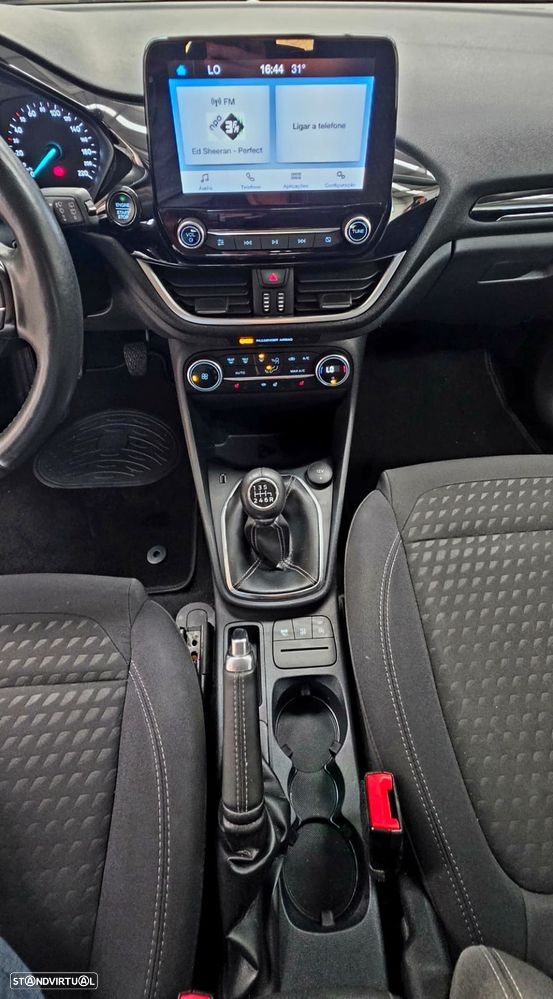 Ford Fiesta 1.0 EcoBoost S&S TITANIUM - 13