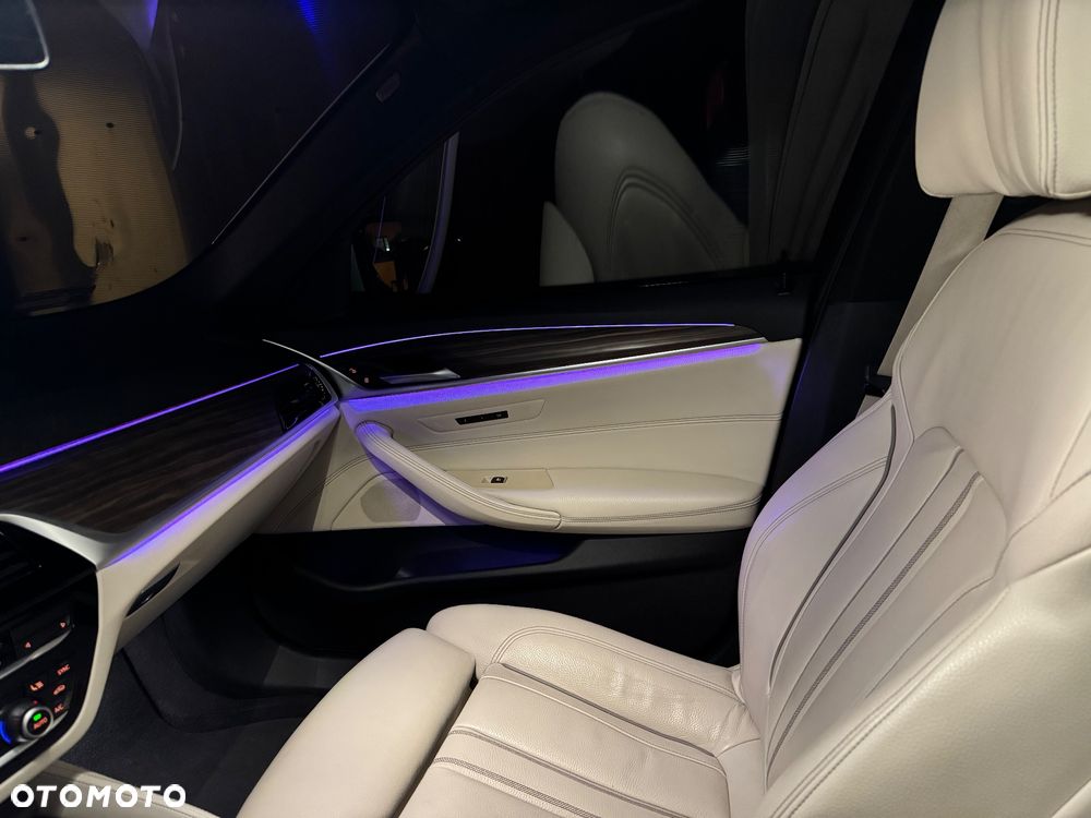 BMW Seria 5 530e iPerformance xDrive M Sport sport - 8