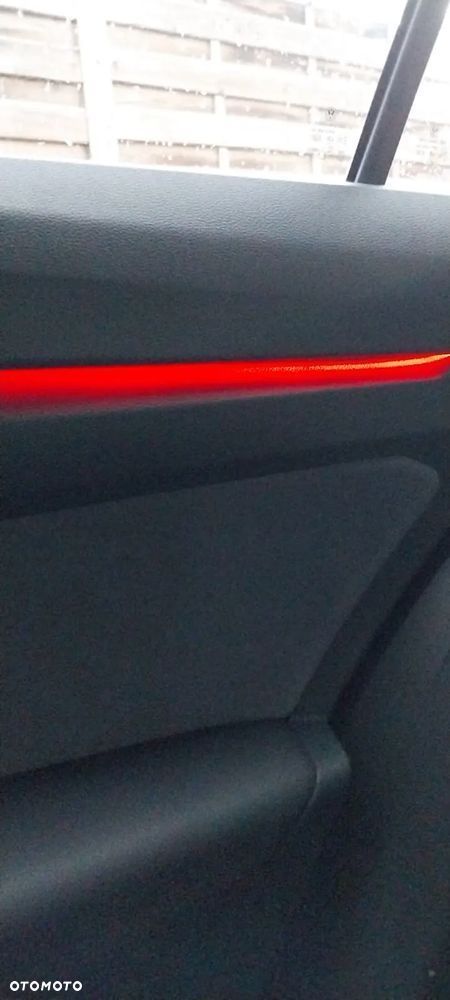 Volkswagen Golf - 17