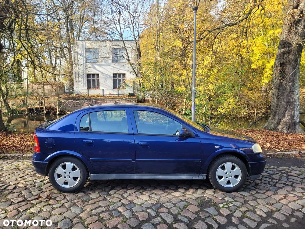 Opel Astra ver-iii-1-7-cdti-elegance - 3